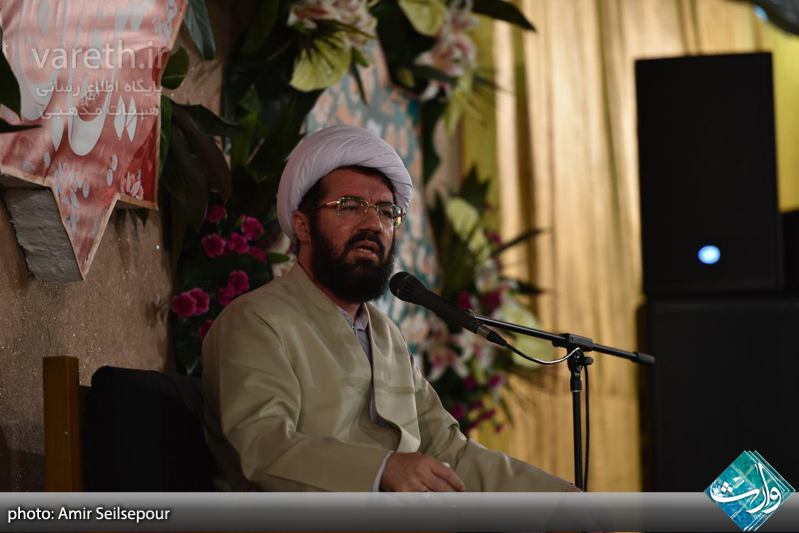 منبرهای یک دقیقه ای/ با علمای با تقوا رفت و آمد کنید منبرهای یک دقیقه ای/ با علمای با تقوا رفت و آمد کنید