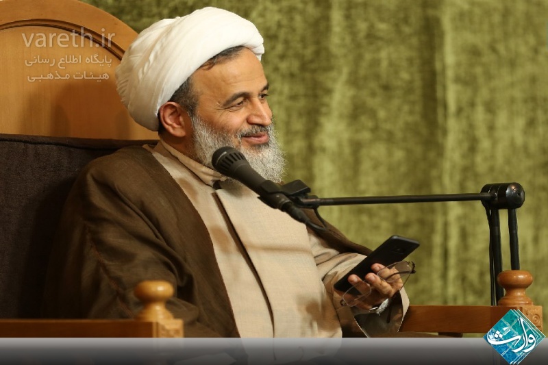 امیرالمومنین(ع) امین خدا بر روی زمین است امیرالمومنین(ع) امین خدا بر روی زمین است