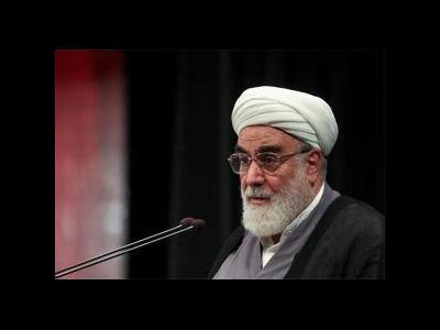 آیت‌الله محمدی گلپایگانی: ماندگارترین عمل برای تقرب به خدا خدمت به اهل‌بیت(ع) است