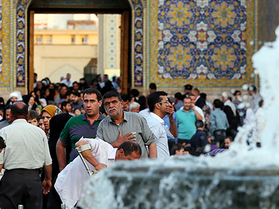 لزوم توجه زائران حرم مطهر رضوی به توصیه‌های بهداشتی در ایام تابستان