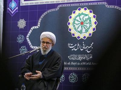 امام خمینی(ره) با احیای شأن اجتماعی و حکومتی دین معجزه کرد