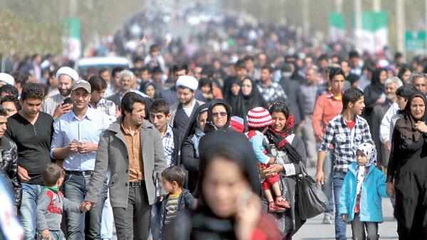 انسان متوکل خود را مسئول ارتقای زندگی مادی و معنوی جامعه می‌داند