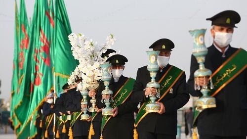 خدمت‌رسانی ۶ هزار خادم افتخاری به زائران نیمه شعبان در مسجد جمکران