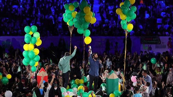 جشن پویش «عزیزم حسین» برگزار شد/ همخوانی هلالی و پویانفر با کودکان و نوجوانان در سرود «سلام فرمانده»